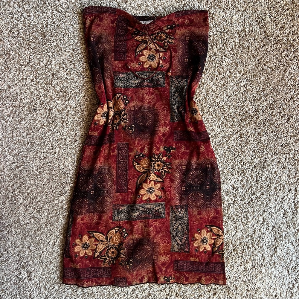 Soprano red tapestry strapless mini dress